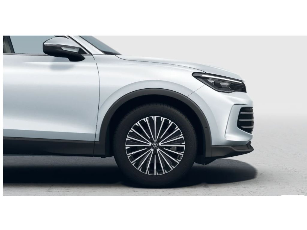 Tiguan Eleg.1.5l eTSI DSG AhK Navi Panorama Allw