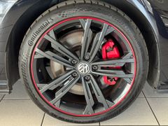 VW Golf VII Lim. GTI Performance /LED/virtual