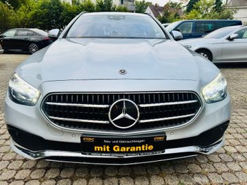 Mercedes E 220 - 12