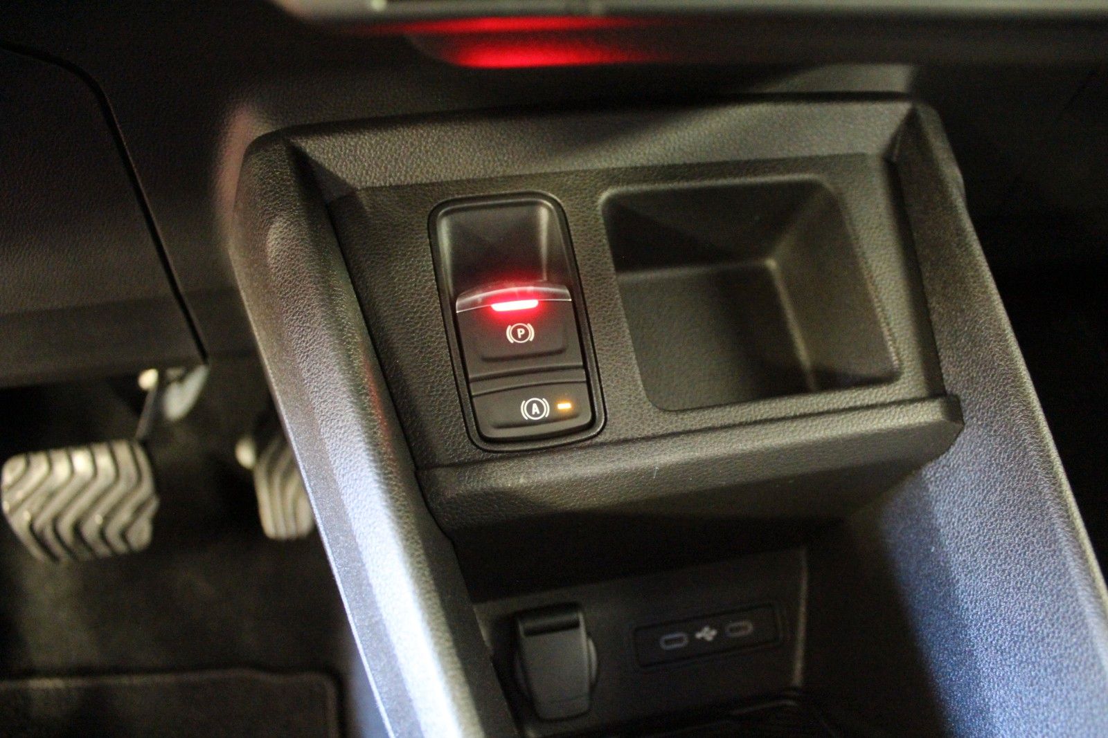 Fahrzeugabbildung Renault R 5 150 Comfort Range Techno  *Vollausstattung*