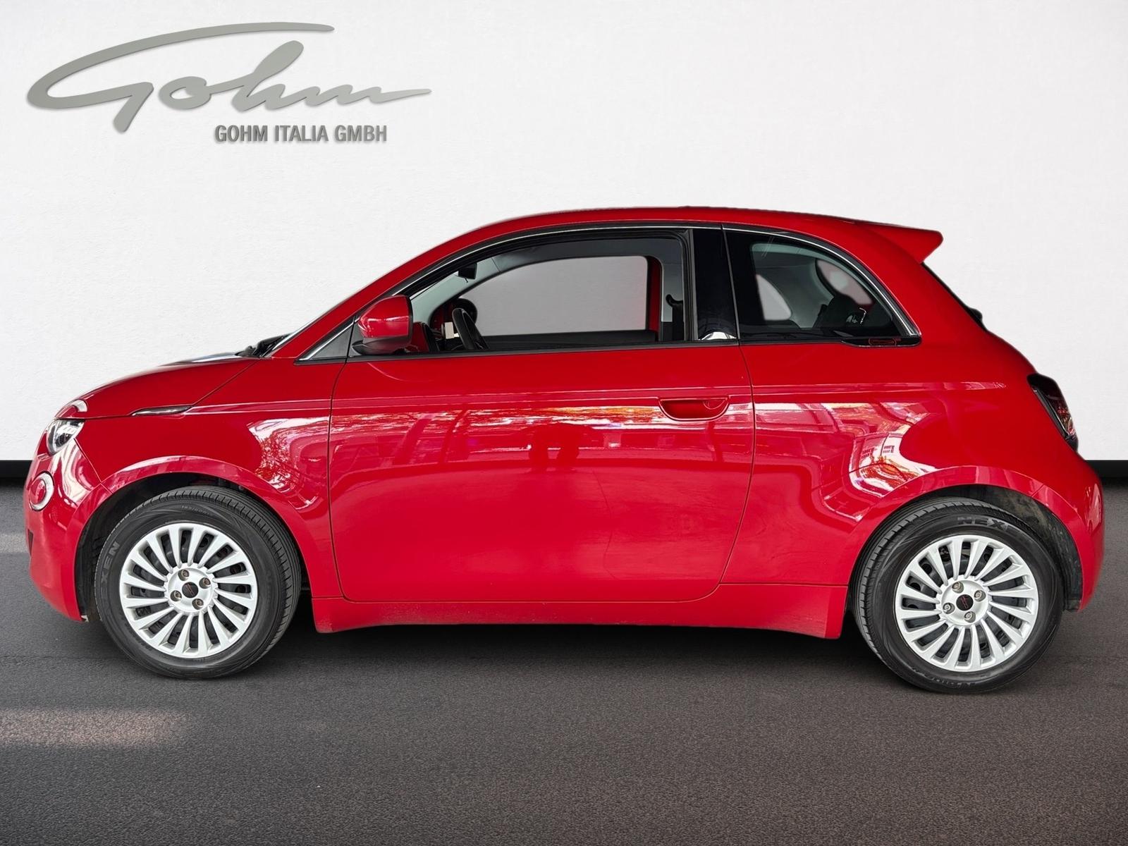 Fiat 500e Red