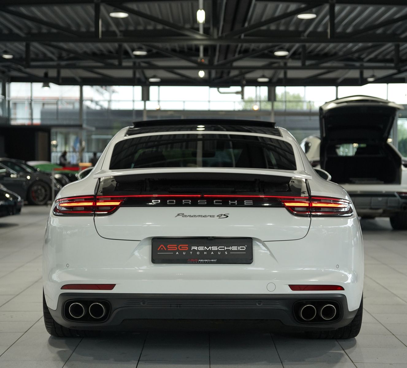 Porsche Panamera