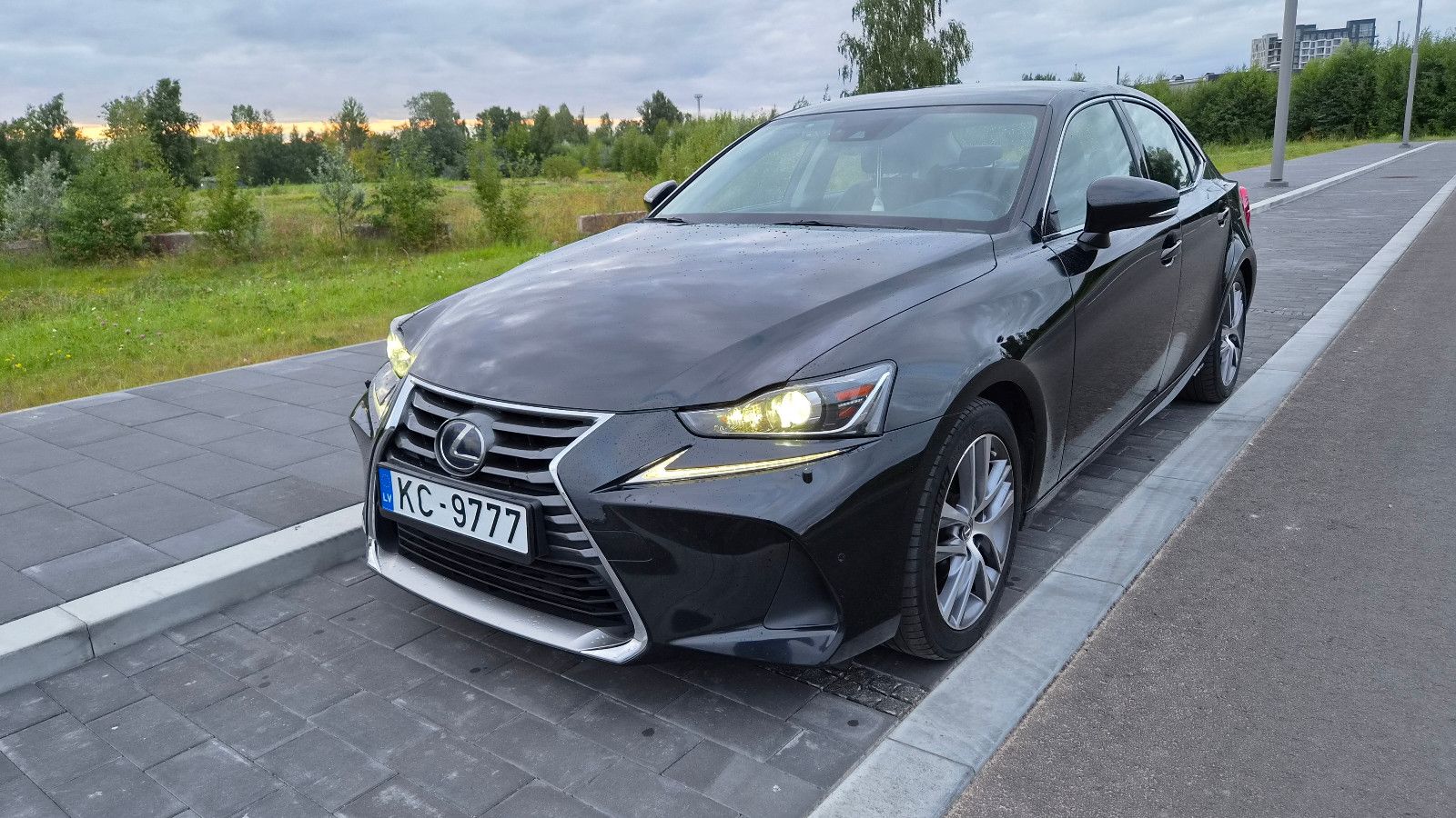 Lexus IS 300 300h Executive Line Automatik Executi...