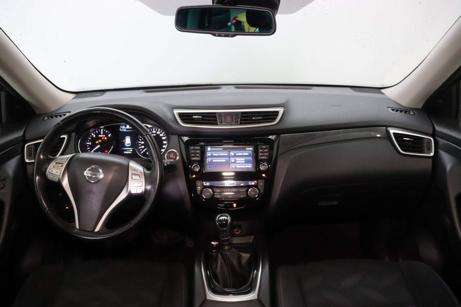 Fahrzeugabbildung Nissan X-Trail 1.6 dCi 360° 4x4 Allrad * HU/AU neu