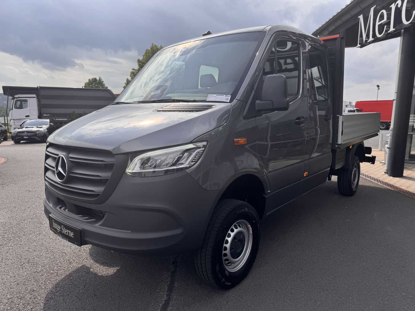 Fahrzeugabbildung Mercedes-Benz Sprinter 319 CDI 4x4 DoKa AHK3,5 Klima Kamera