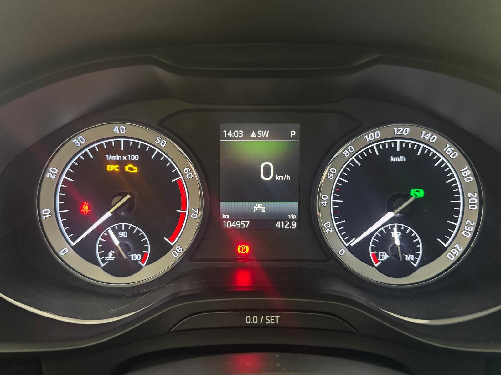 Fahrzeugabbildung SKODA Kodiaq Style  /AHK/1.HAND/SCHECKHEFT/NAVI
