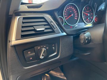 BMW 320 d Touring Sport Line *LED*NAVI*PDC*SZHZ*
