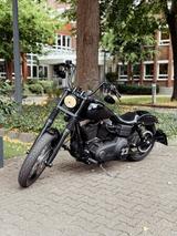 Harley-Davidson Street Bob - 2. Hand, unfallfrei, bobber aufbau 