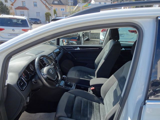 Fahrzeugabbildung Volkswagen Golf Sportsvan/Highline/1.Hand/DSG/Navi/Xenon/
