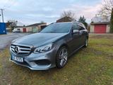 Mercedes-Benz E 220 BlueTEC 4MATIC T ELEGANCE Autom. ELEGANCE