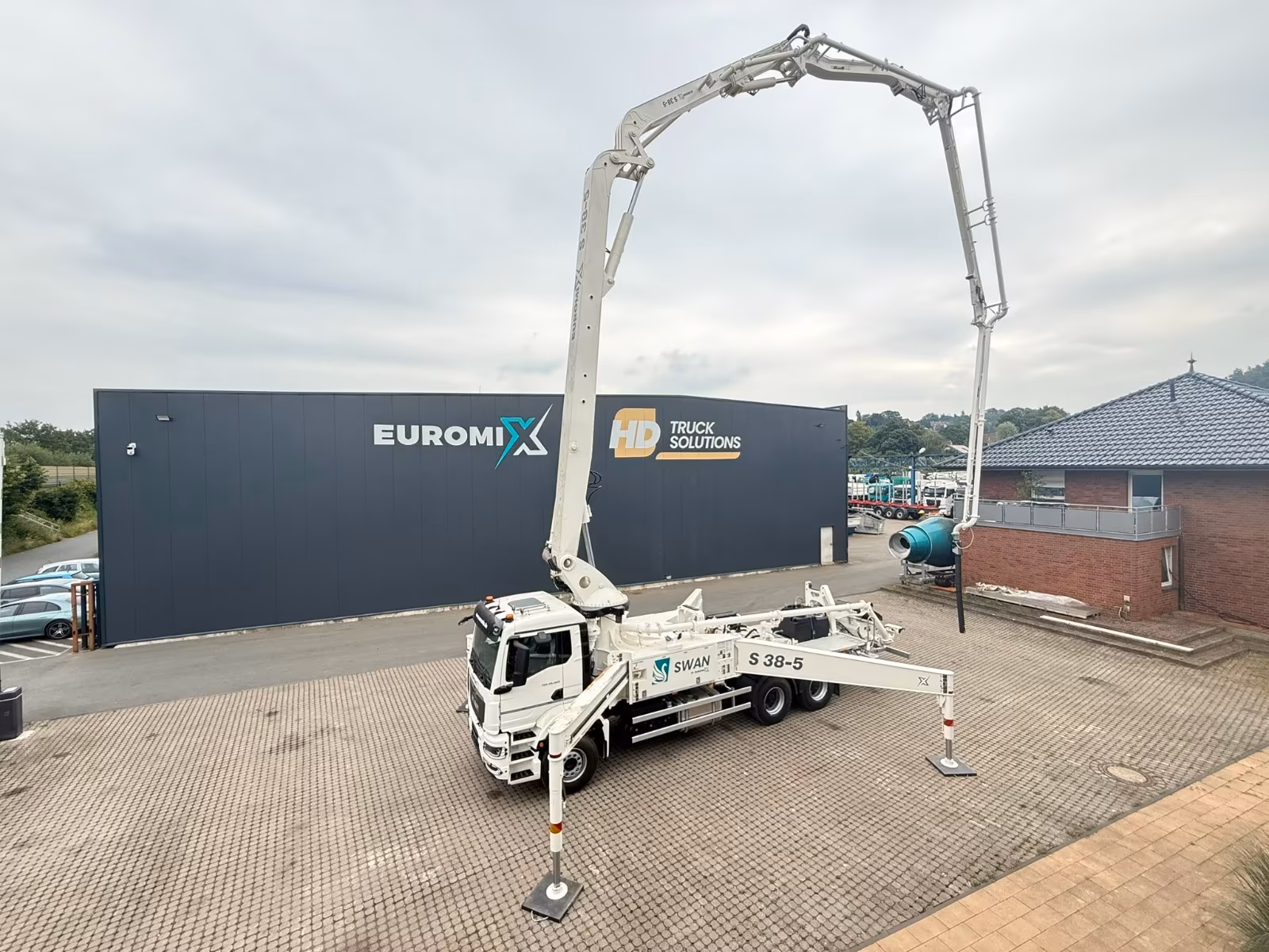 MAN TGS 26.520 6x4 SWAN TSP 38-5 160RZ    ( 38m )