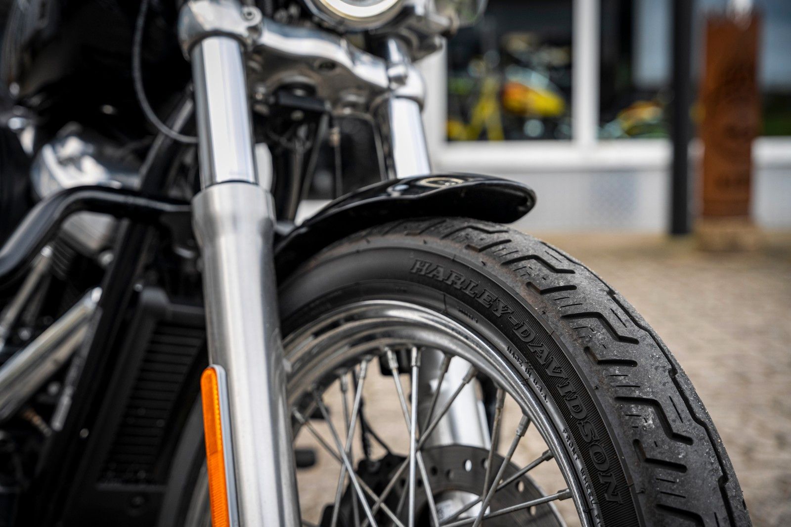 Fahrzeugabbildung Harley-Davidson SOFTAIL STANDARD FXST - GRIFFHEIZUNG - SPEICHEN