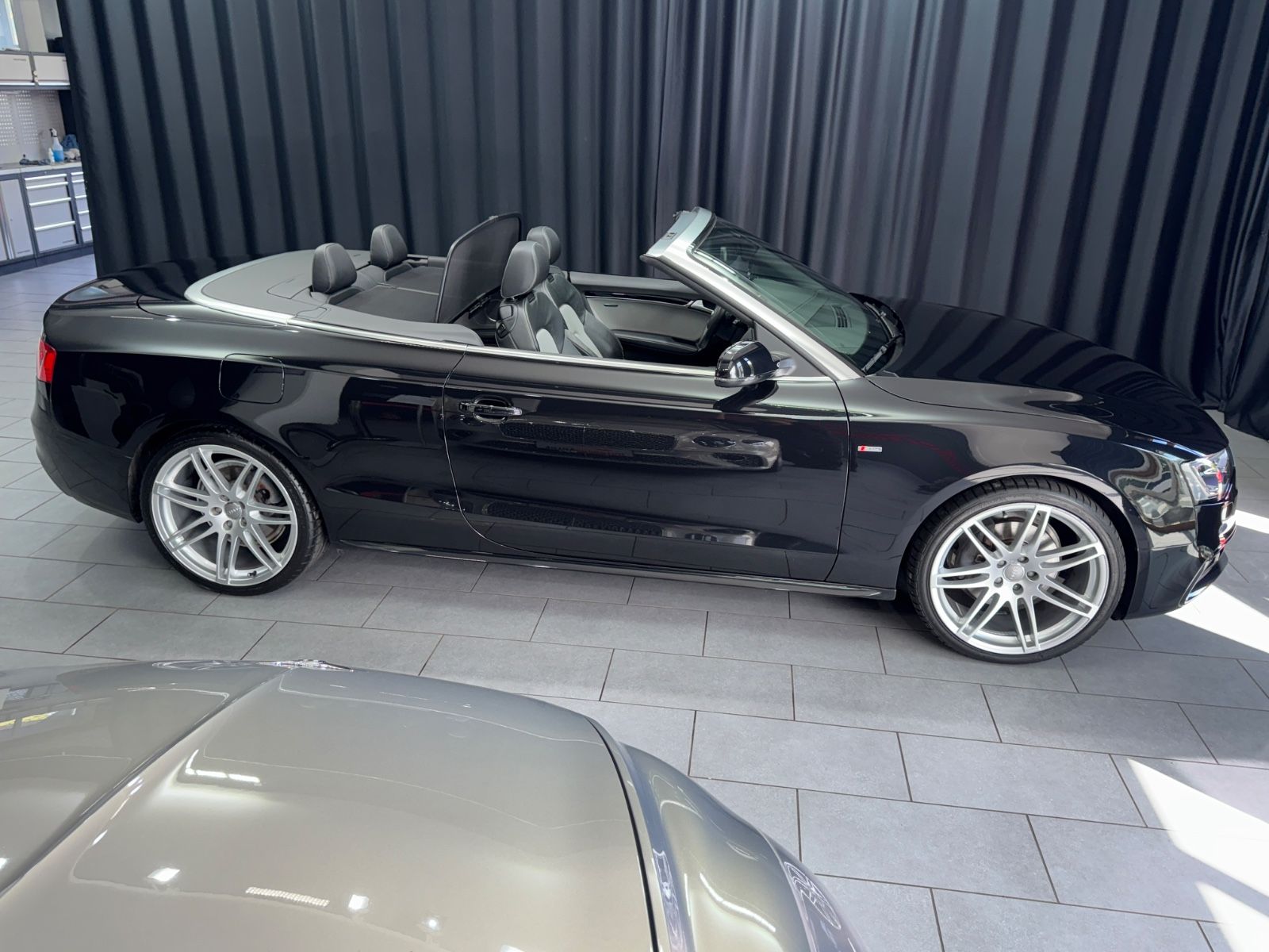 Fahrzeugabbildung Audi A5 Cabriolet 3.0 TDI quattro|3xS-LINE|S-TRONIC|