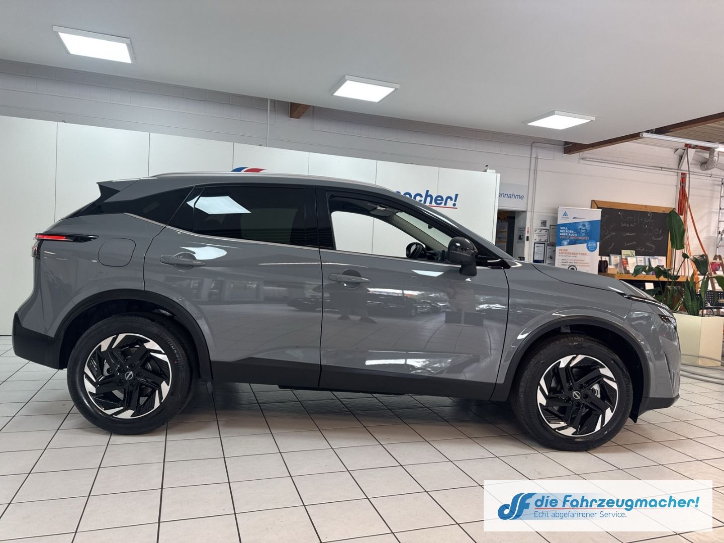 Fahrzeugabbildung Nissan Qashqai N-Connecta Navi 360 Kamera LED Apple Car