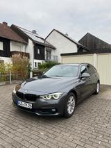 BMW 320i xDrive Touring Advantage Automatic Adva... - BMW 320: Xdrive 320i