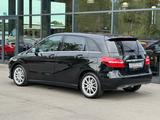 Mercedes-Benz B 180 BlueEFFICIENCY Edition Style Aut. H&K/NAVI - Mercedes-Benz B-Klasse: Edition Style
