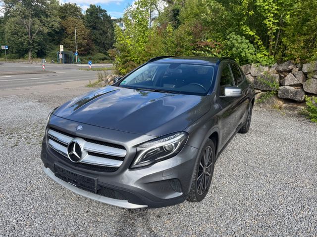Mercedes-Benz GLA 220 GLA -Klasse GLA 220 CDI / d 4Matic