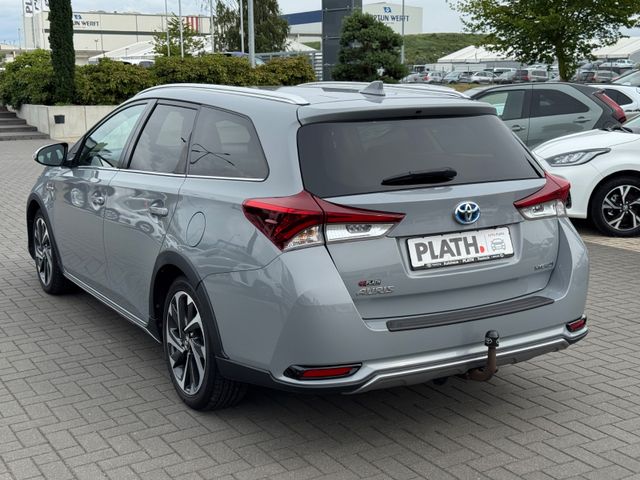 Toyota Auris  Touring Sports Hybrid Free Style