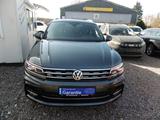 Volkswagen Tiguan Highline BMT/Start-Stopp 4Motion R Line - Volkswagen Tiguan mit Diesel-Antrieb: Grau, Teilleder