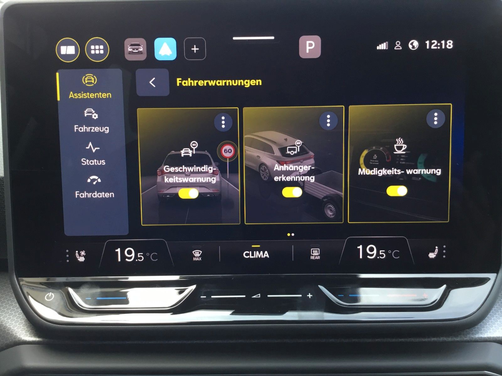 Fahrzeugabbildung SEAT Leon 1.5 eTSI Style DSG Sportstourer+LED+ACC+AHK