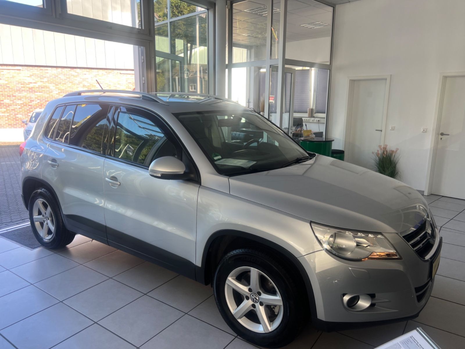 Fahrzeugabbildung Volkswagen Tiguan Sport & Style 4Motion LPG PRINZ
