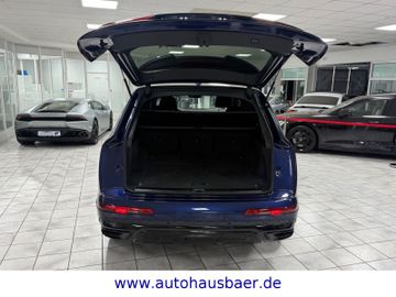 Audi Q7 - 10