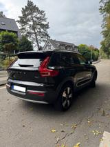 Volvo XC40 T4 AWD Momentum Pro Geartronic Momentum Pro - Volvo Gebrauchtwagen in Duisburg