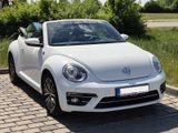 Volkswagen New Beetle Cabrio neue Inspektion, unfallfrei - Volkswagen New Beetle mit Diesel-Antrieb: Cabrio