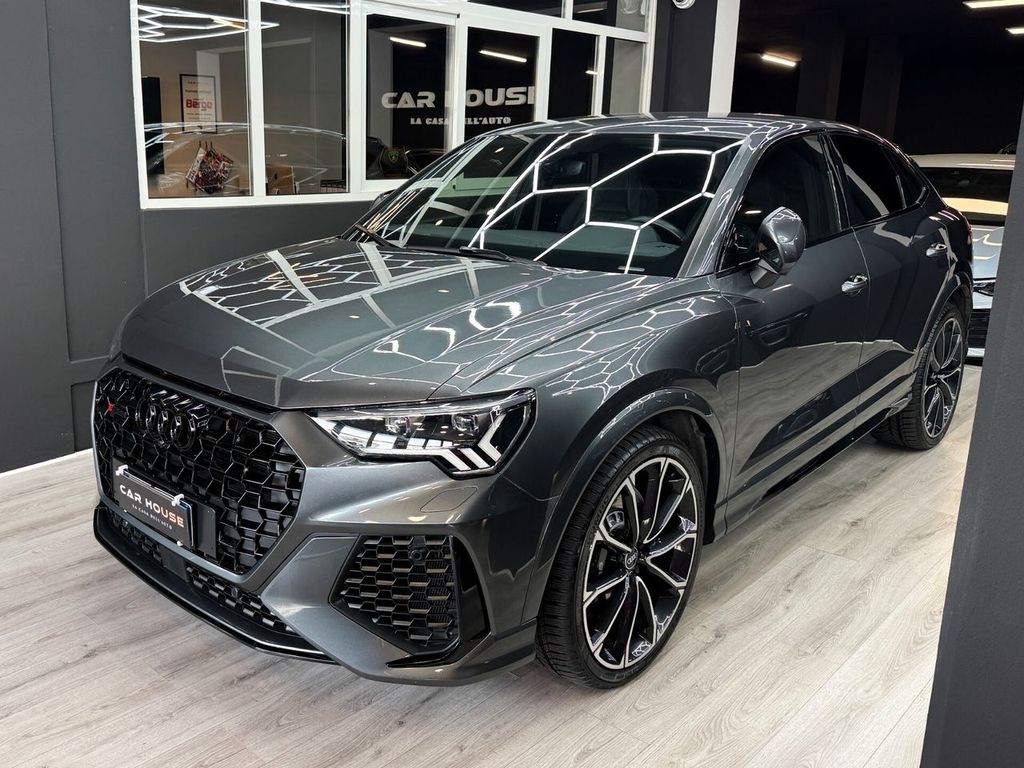 Image of Audi Q3