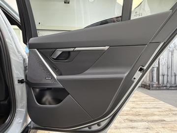 2024 BMW I5 — миниатюра 28