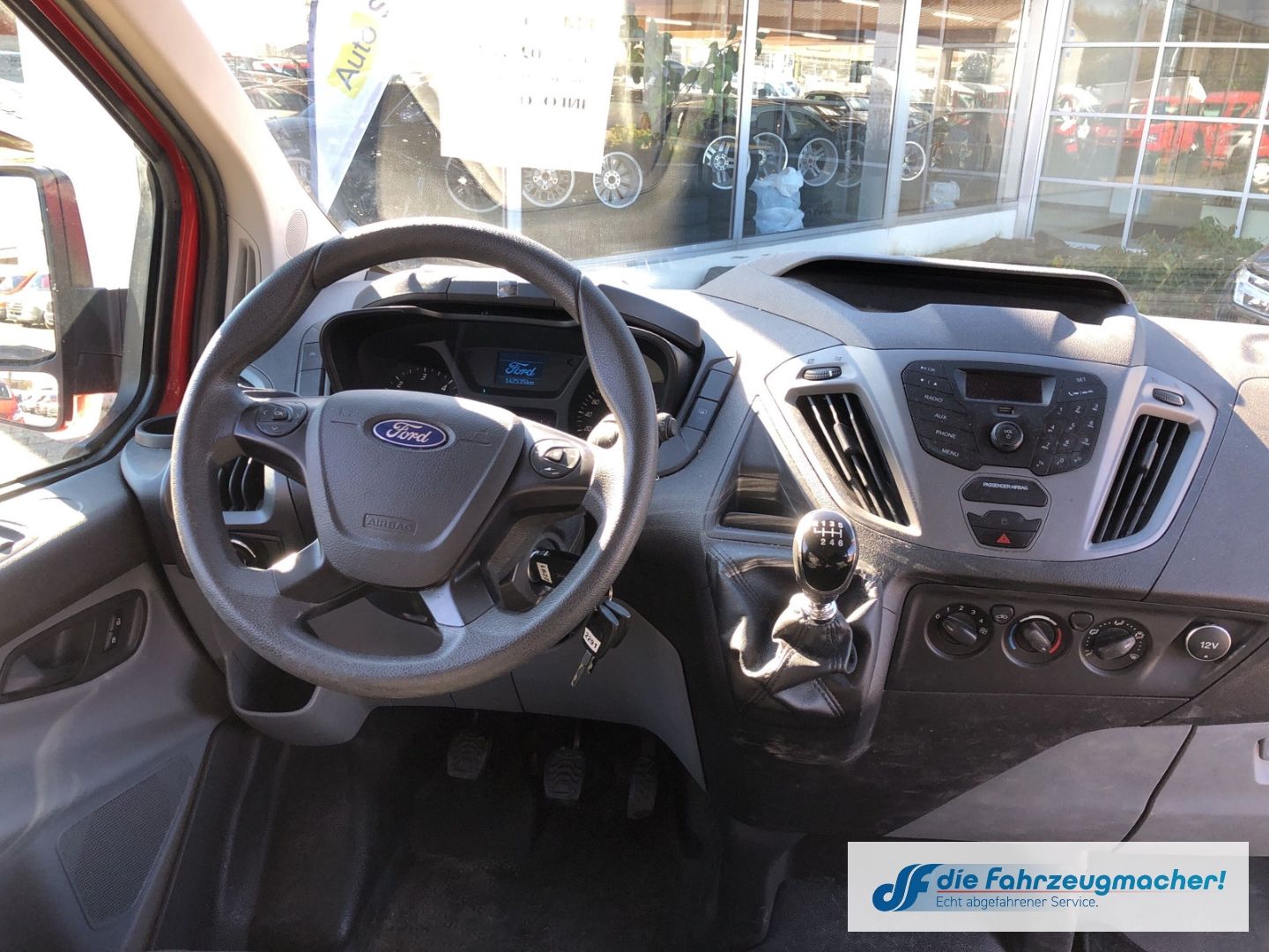Fahrzeugabbildung Ford Transit Custom Kombi 300 L1 2.2 TDCi *2291