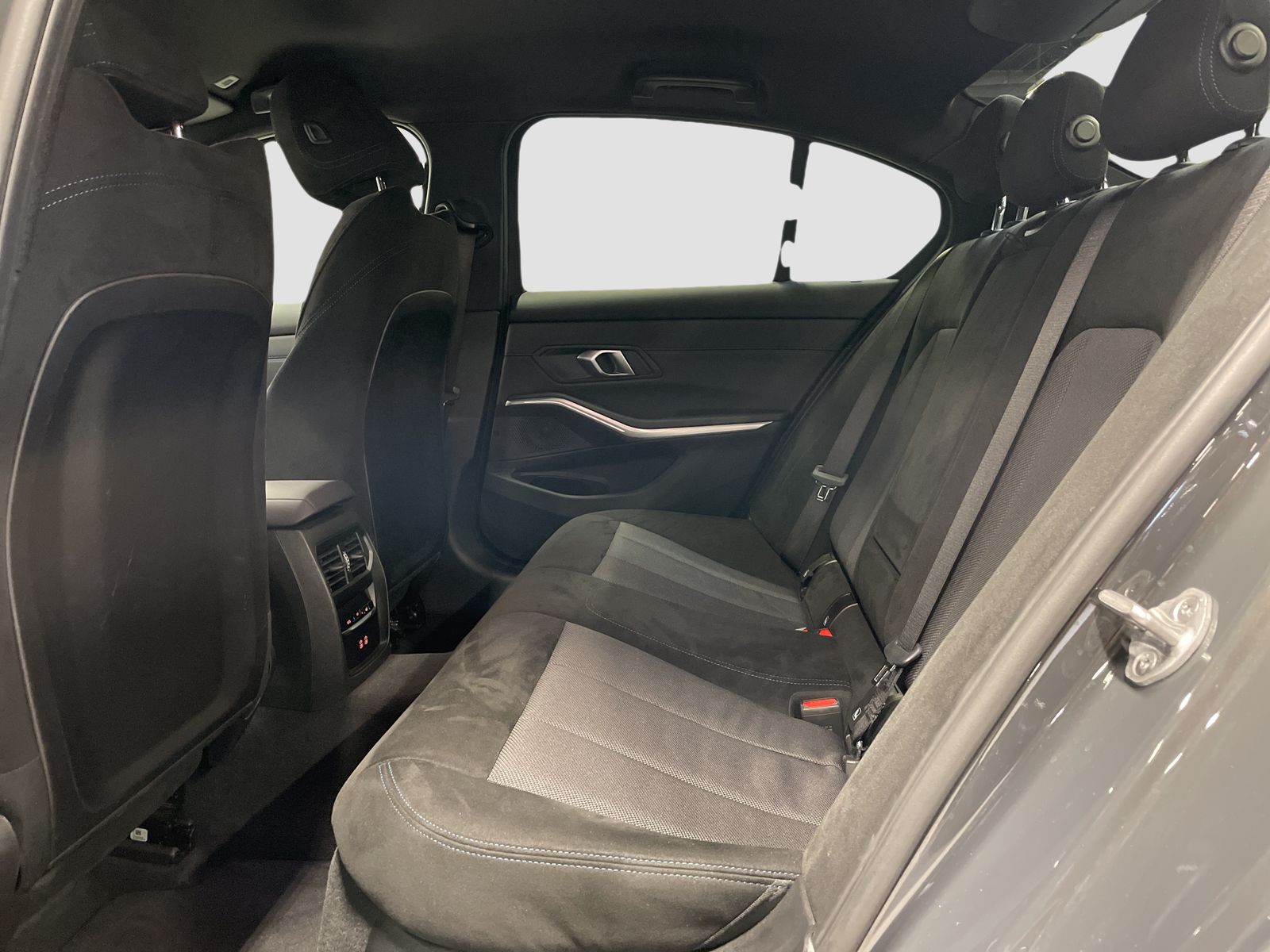 BMW 320 - Bild 13