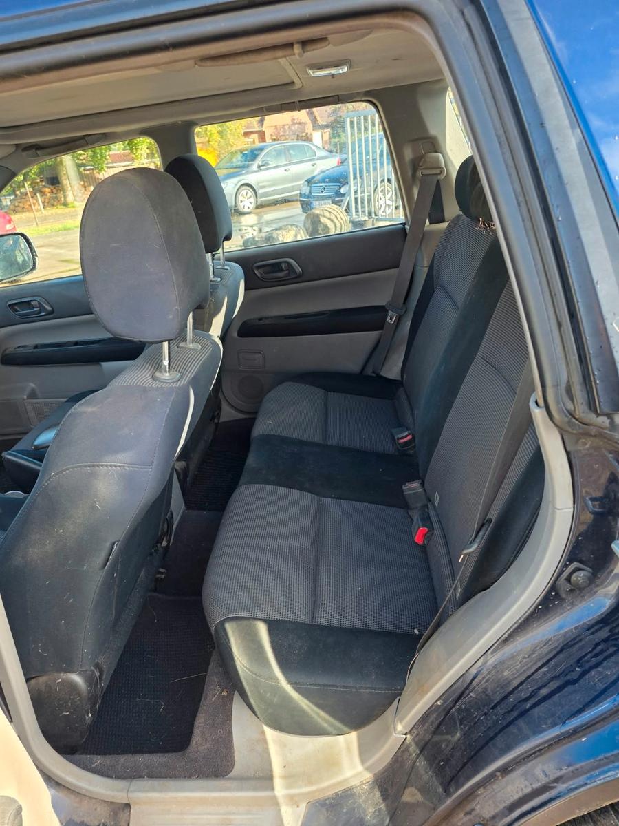 Subaru Forester 2005 — photo 18