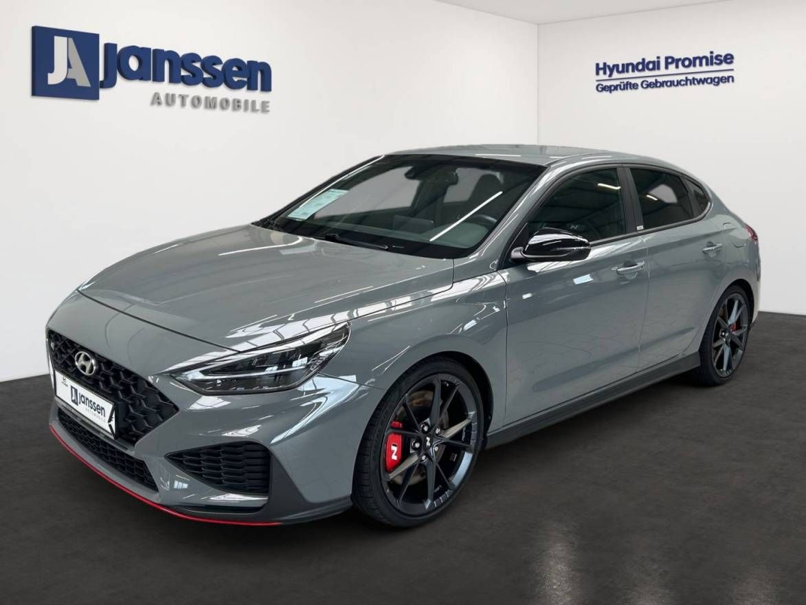 Fahrzeugabbildung Hyundai i30 N Performance Navigationspaket, N-Sportschal