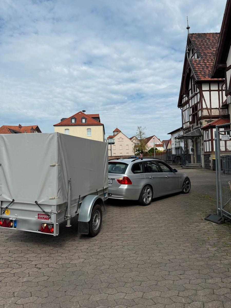 BMW 320 2006 — engine 150 HP (110kW)