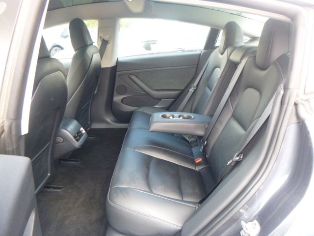 Fahrzeugabbildung Tesla Model 3 Long Range Dual AWD Facelift