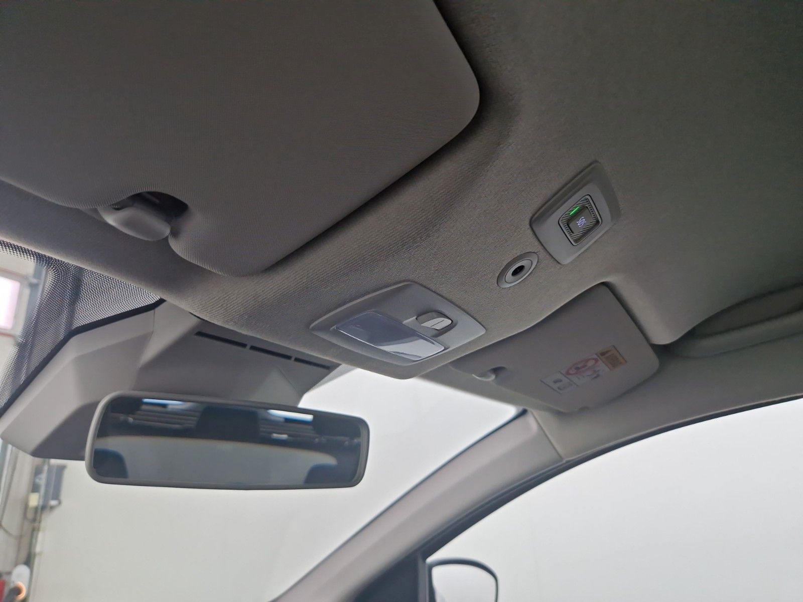 DACIA Sandero  Eco-G 120 Expression Winter Benzin&amp;Gas – Bild 31