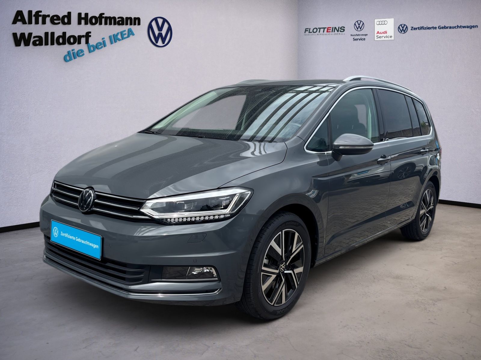 Volkswagen Touran Highline 2.0 TDI DSG AHK NAVI ACC foto 2