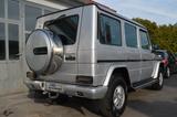 Mercedes-Benz G 300*2 Hände*4x4*Klimaanlage*AHK*GAS* - silberne Mercedes-Benz G 300