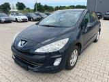 Peugeot 308 Tendance 1.4 Limo TÜV 01/2027 - Peugeot 308 Tendance mit Benzin-Antrieb