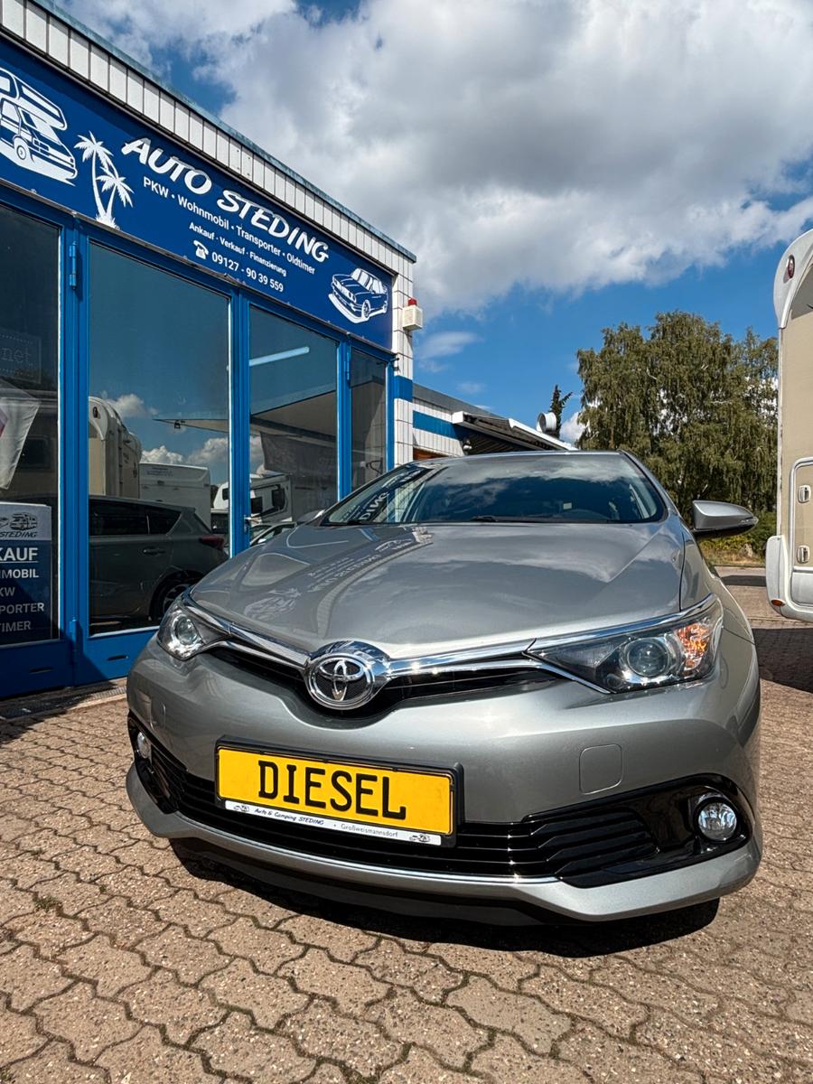 Toyota Auris Design Edition Navi AHK Tüv NEU