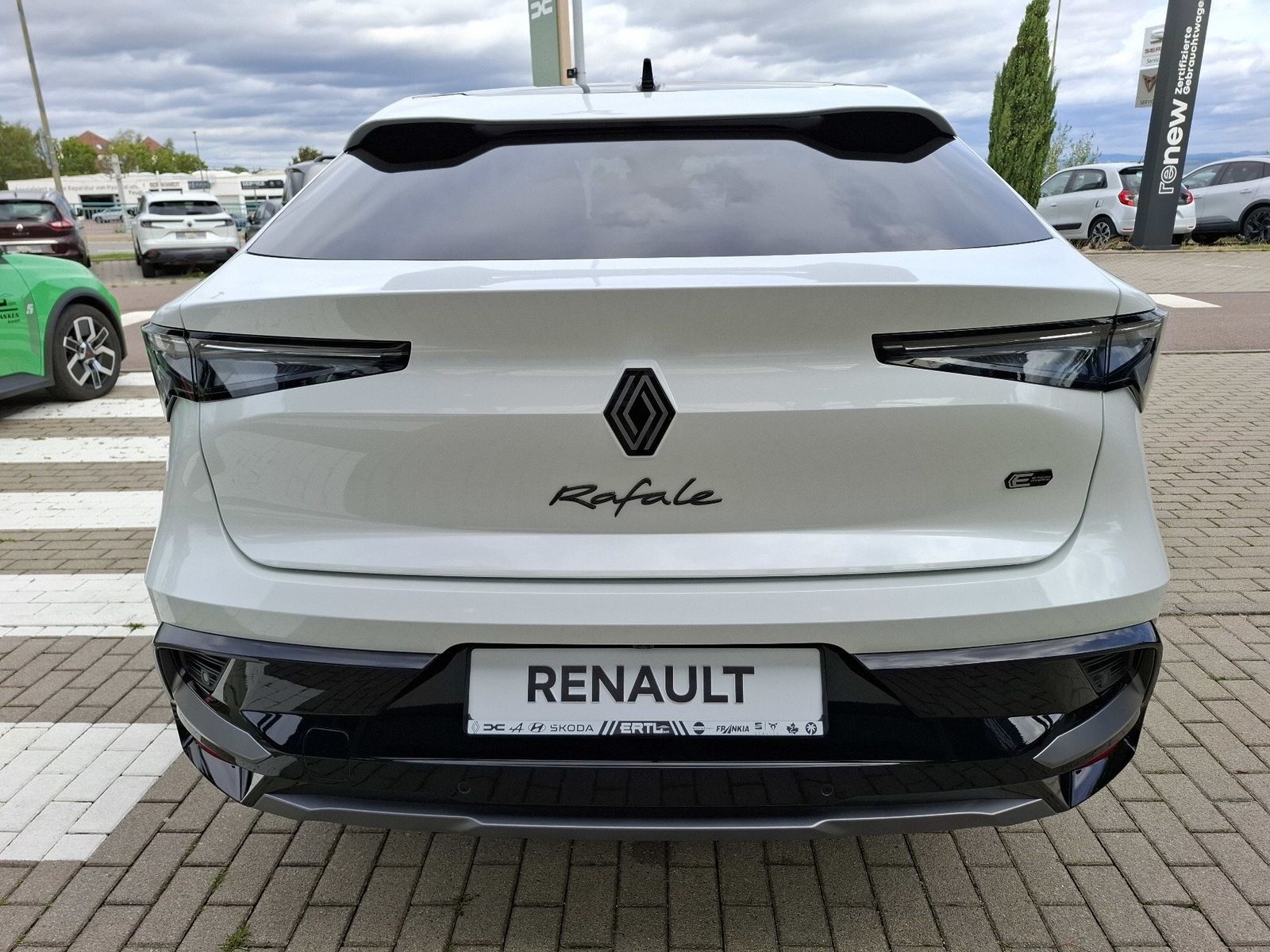 Renault Rafale - Bild 8