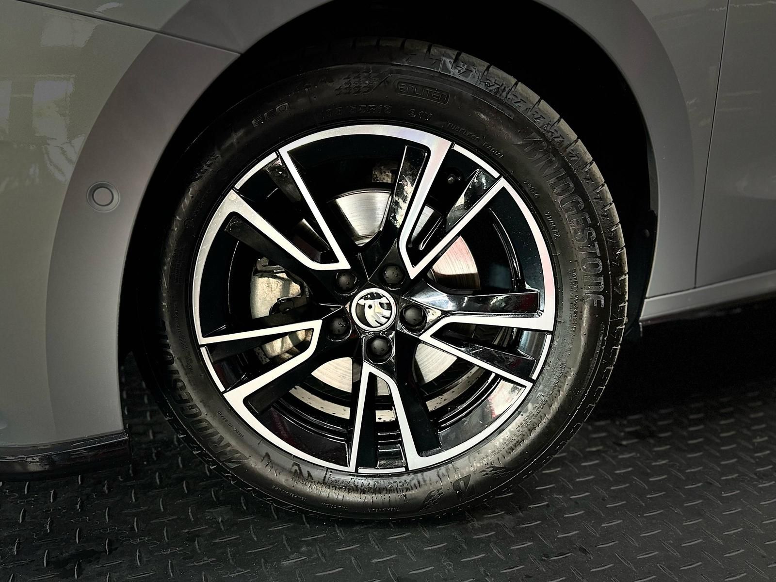 SKODA Fabia 1.5TSI MONTE CARLO LED#ACC#SPUR#PANO#CAM - Image 9