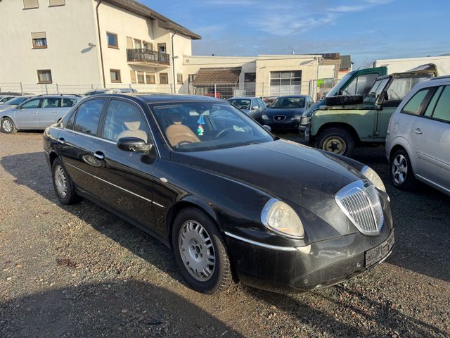 Lancia Thesis 2.4 20V Multijet Comfortronic Emblema