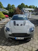 Aston Martin V12 Vantage - Aston Martin aus 2016