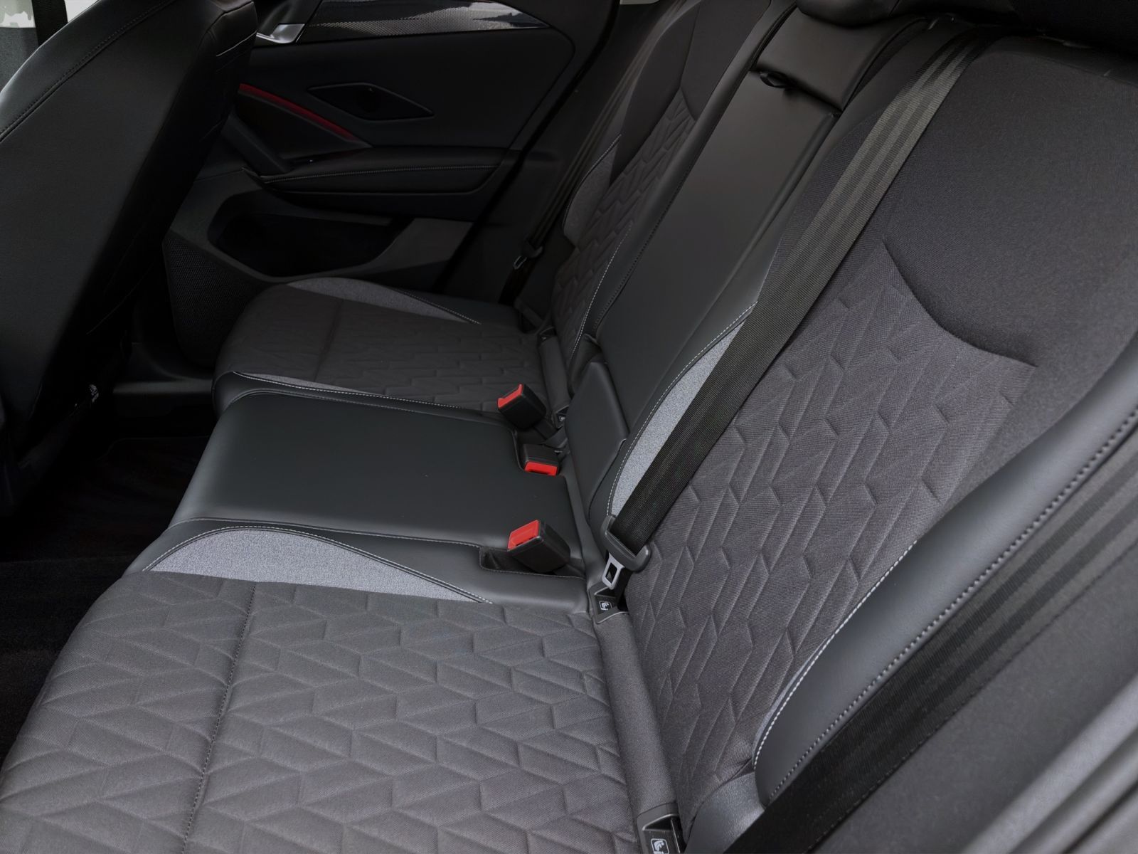 Volkswagen Tiguan - Bild 15