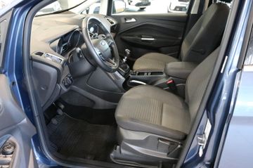 Fahrzeugabbildung Ford Grand C-Max Titanium  Kamera/Navi/AHK/Bluetooth