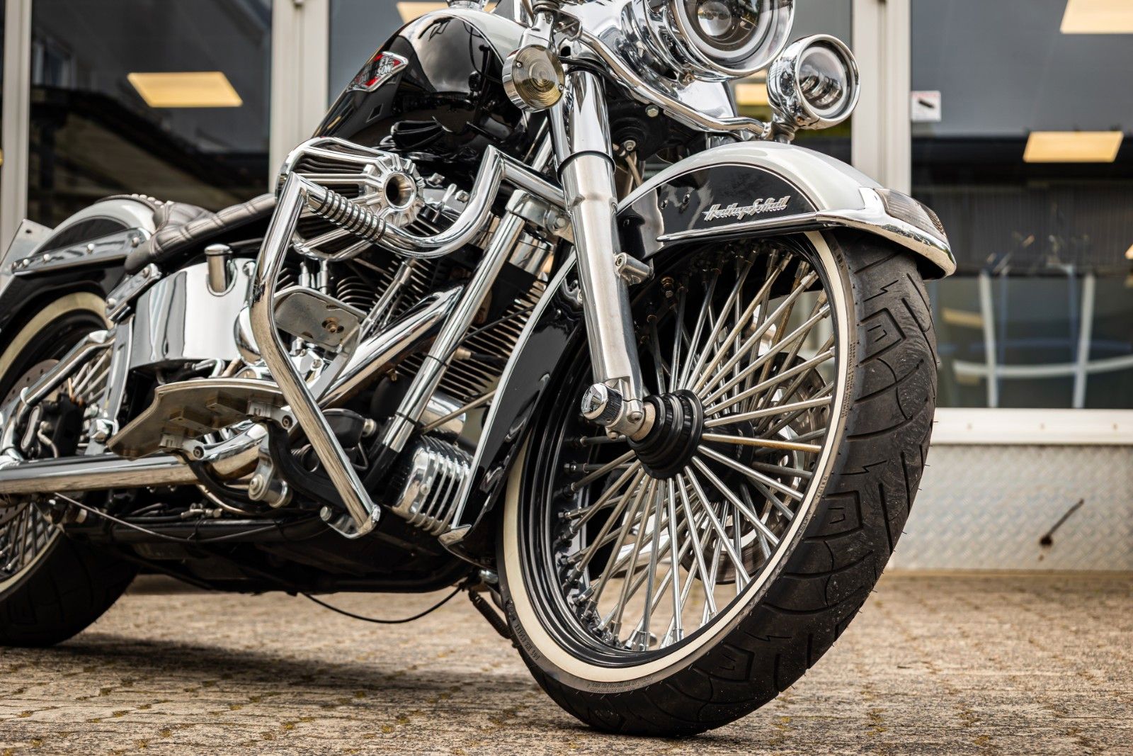 Fahrzeugabbildung Harley-Davidson FLSTC Heritage Classic Twin Cam 96 cui - Chicano