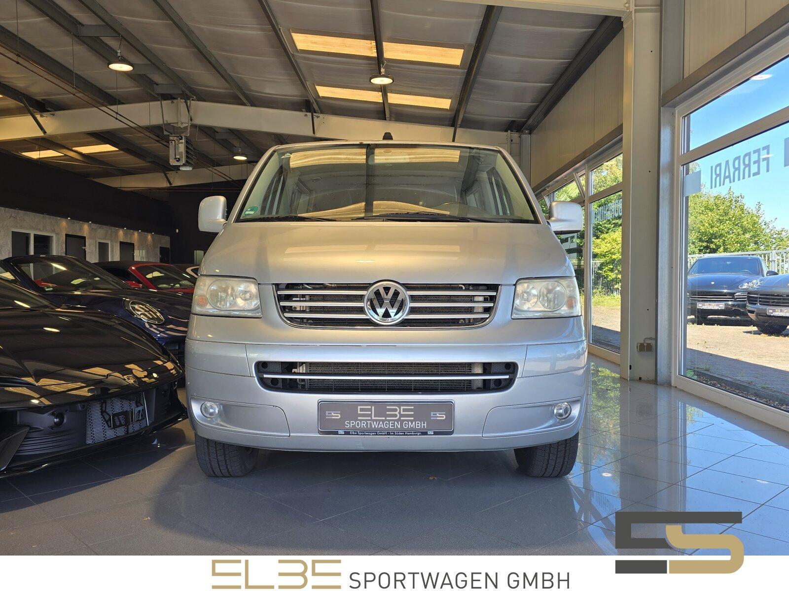Volkswagen T5 Caravelle 3.2 V6 | 235 ch | BVA | 8 places | Chauffage auxiliaire | Climatisation Climatronic | Porte coulissante électrique | GPS