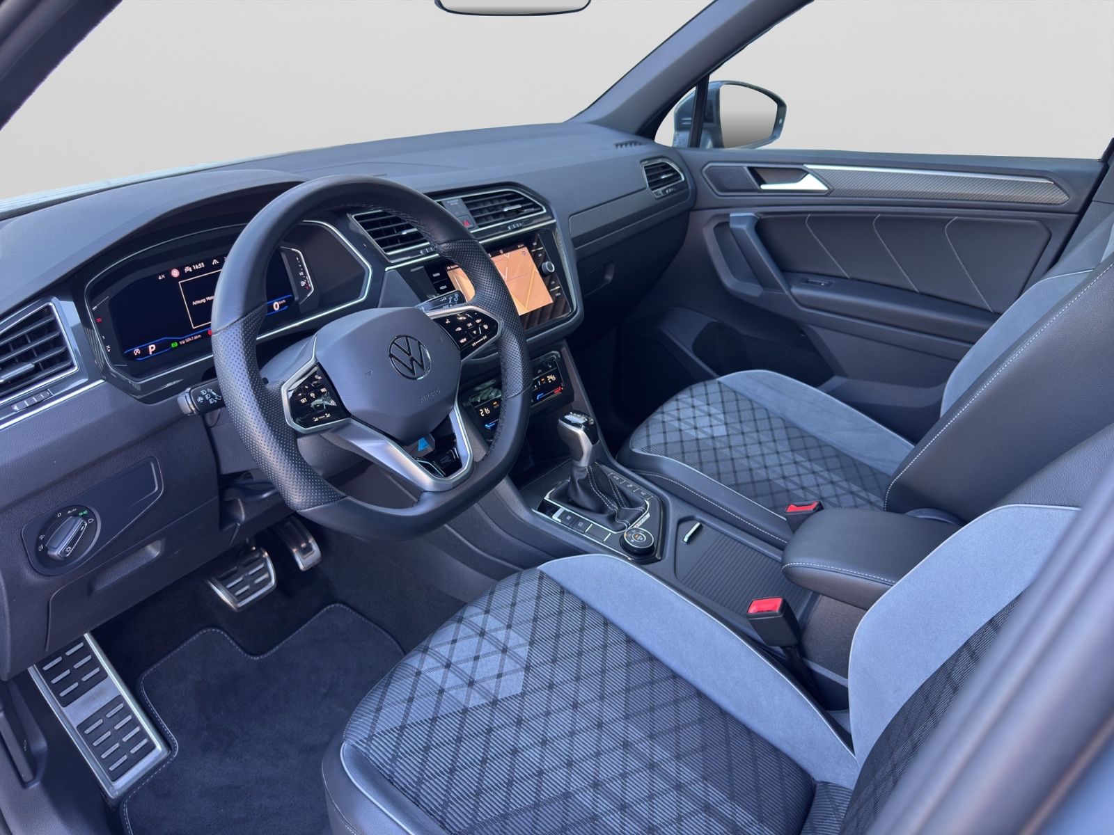Tiguan 2.0 TDI 4MOTION R-LINE *MATRIX*AHK*NAVI*